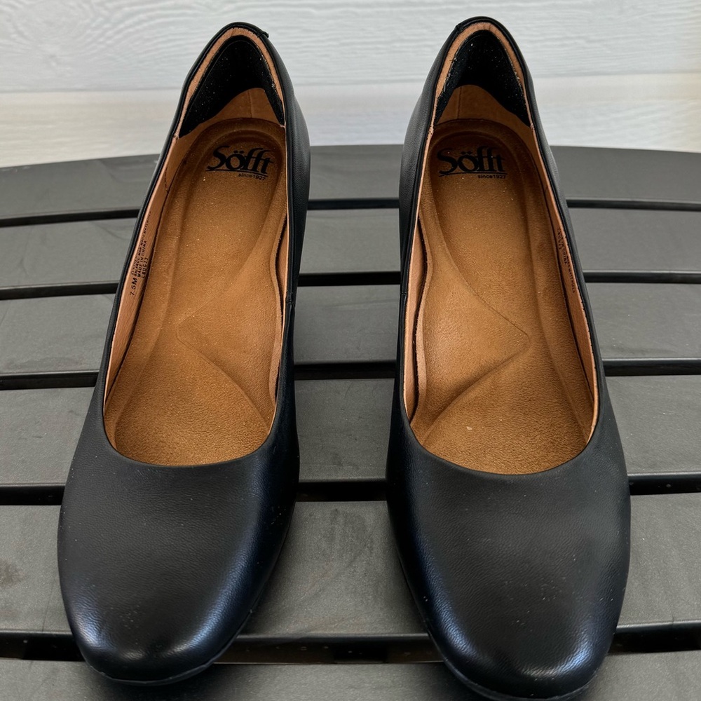 Sofft Women's Black Pumps